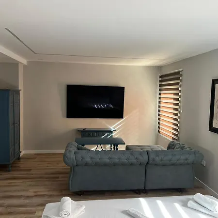 Cervantes Linares Hotel