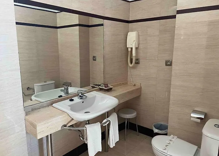 Hotel Cervantes 3*